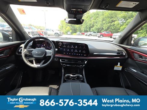 New 2026 Chevrolet Traverse Z71 w/ Enhanced Driving Package AWD/4WD image 29