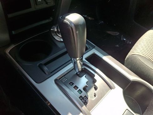 Used 2022 Toyota 4Runner SR5 AWD/4WD image 16
