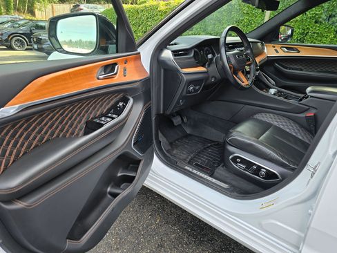 Used 2021 Jeep Grand Cherokee L Summit image 21