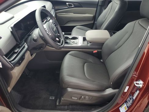 New 2026 Kia Carnival image 5