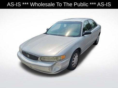 Used 2004 Buick Century Custom FWD image 3