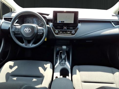 Used 2025 Toyota Corolla LE FWD image 16