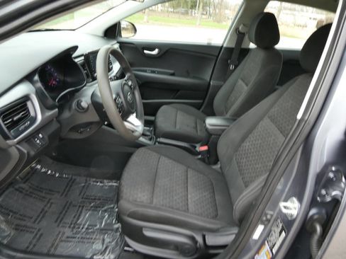 Used 2020 Kia Rio S image 7