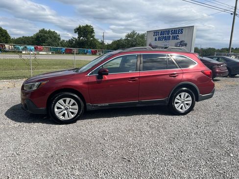 Used 2019 Subaru Outback 2.5i Premium AWD/4WD image 3