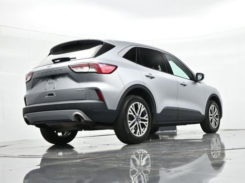 Used 2022 Ford Escape SEL w/ Technology Package AWD/4WD image 28