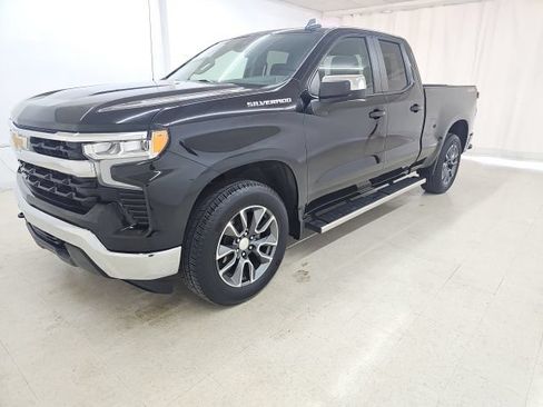 Used 2023 Chevrolet Silverado 1500 LT AWD/4WD image 27