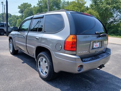 Used 2009 GMC Envoy SLT image 6