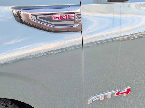 Used 2025 GMC Yukon XL AT4 Ultimate AWD/4WD image 11