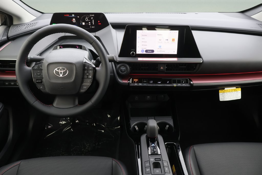 Used 2026 Toyota Prius Plug-In Hybrid FWD image 14