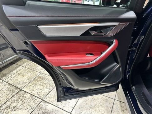 Used 2023 Jaguar F-PACE R-Dynamic S image 24