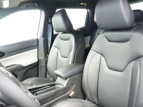 New 2026 Jeep Compass Limited AWD/4WD image 31
