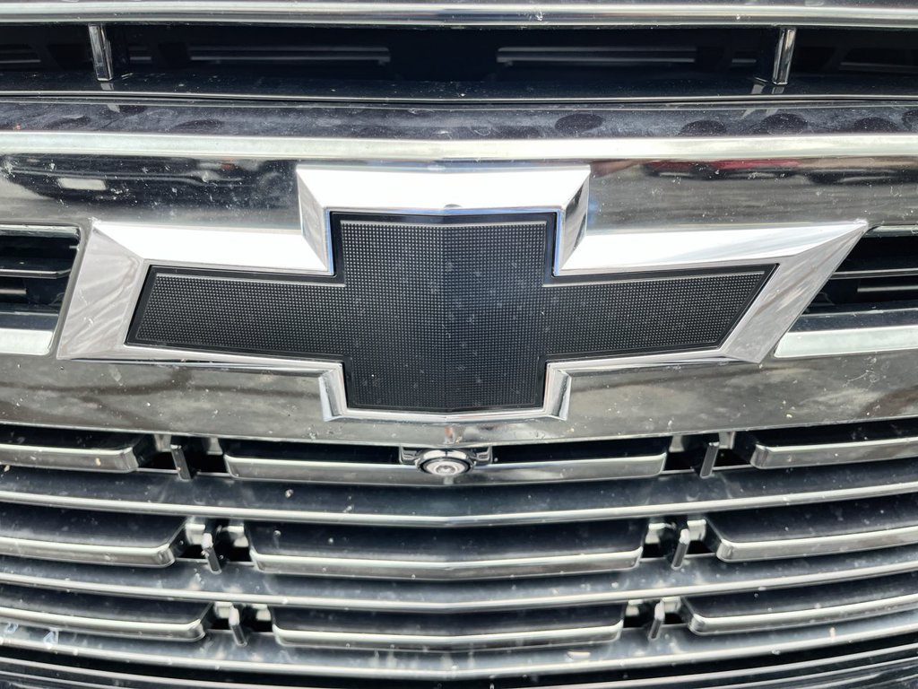 Used 2022 Chevrolet Tahoe RST w/ Luxury Package AWD/4WD image 32