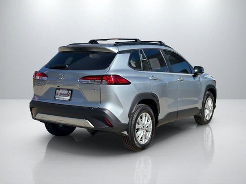 New 2025 Toyota Corolla Cross LE w/ Moonroof Package FWD image 5