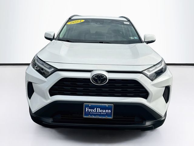 Used 2024 Toyota RAV4 XLE w/ Convenience Package AWD/4WD image 2