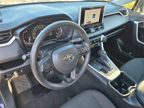 Used 2024 Toyota RAV4 XLE AWD/4WD image 12