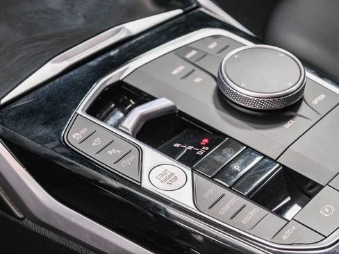 Used 2024 BMW 230i Coupe w/ Premium Package image 25