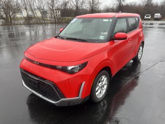Used 2023 Kia Soul LX w/ Option Group 015 video 1