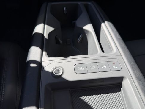 Used 2024 Kia EV9 Light Long Range image 24