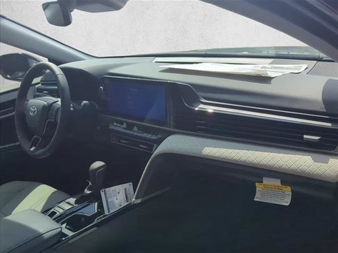 Used 2026 Toyota Camry XLE FWD image 24