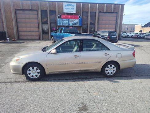 Used 2002 Toyota Camry LE image 24
