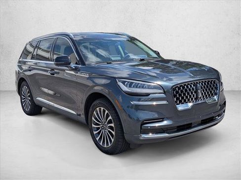 Used 2022 Lincoln Aviator Reserve w/ Equipment Group 201A AWD/4WD image 4