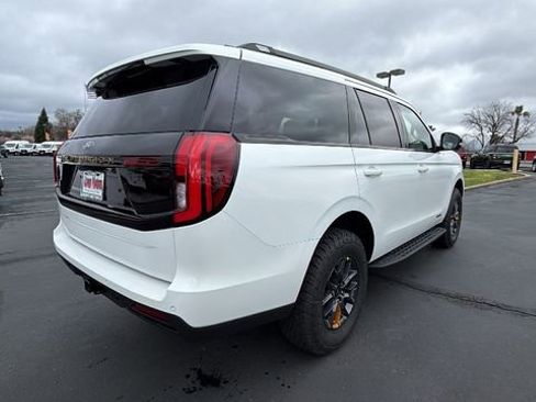 New 2026 Ford Expedition Tremor image 4