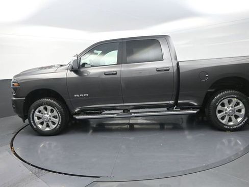 New 2026 RAM 2500 Laramie w/ Sport Appearance Package AWD/4WD image 7