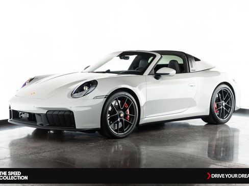 Used 2025 Porsche 911 Targa 4 GTS image 4