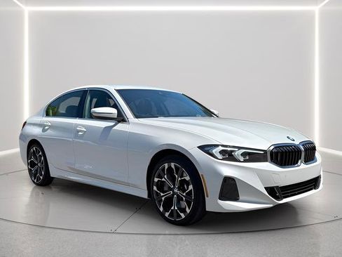 Used 2026 BMW 330i xDrive Sedan AWD/4WD image 7