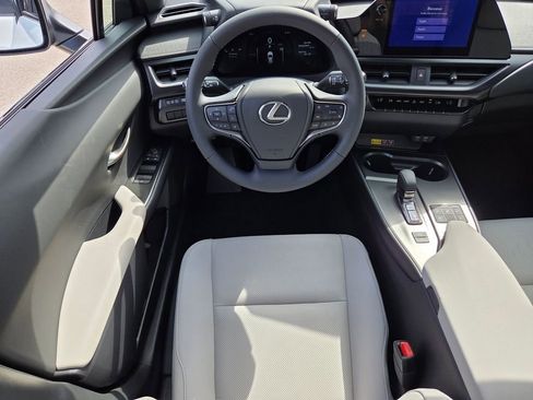 New 2026 Lexus UX 300h AWD image 4