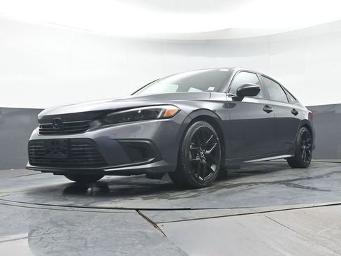 Used 2022 Honda Civic Sport image 22