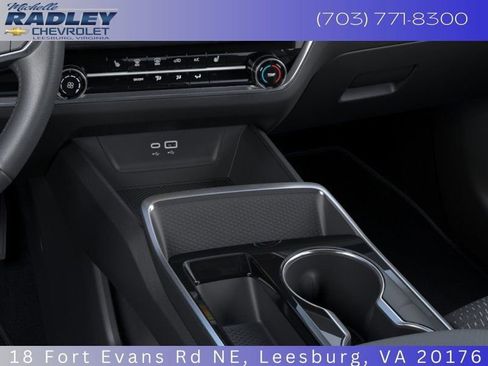 New 2025 Chevrolet Equinox LT image 25