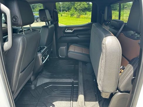 Used 2024 Chevrolet Silverado 1500 High Country AWD/4WD image 29