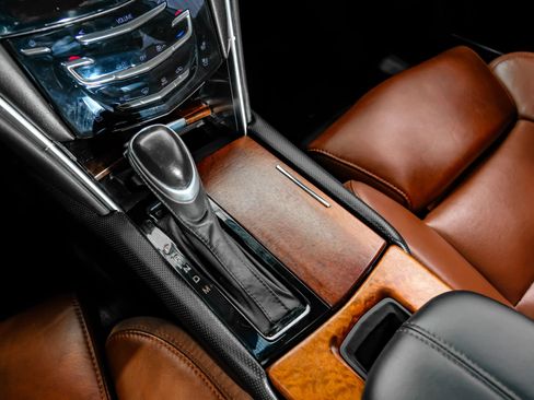 Used 2016 Cadillac XTS Vsport Premium AWD/4WD image 30