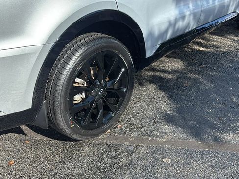 Used 2021 Kia Sorento SX image 8