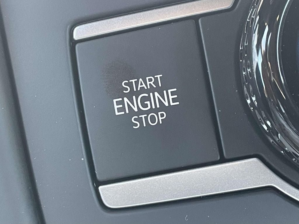 New 2026 Volkswagen Tiguan SE R-Line FWD image 48