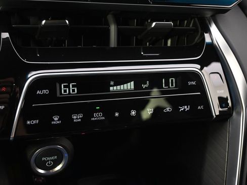 Used 2024 Toyota Venza Limited AWD/4WD image 31