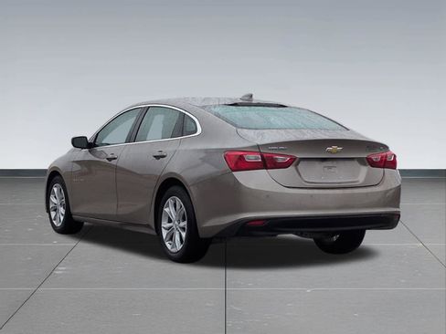 Used 2023 Chevrolet Malibu LT w/ Driver Confidence Package FWD image 4