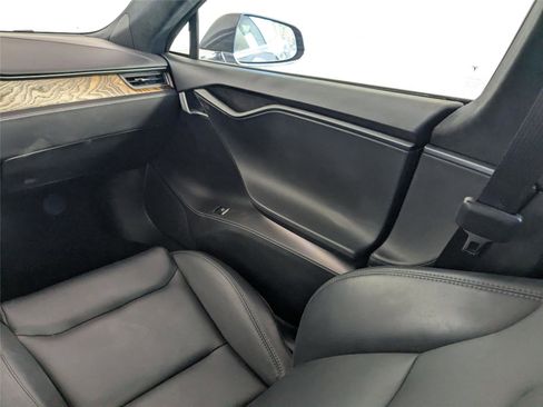 Used 2021 Tesla Model S Long Range image 30