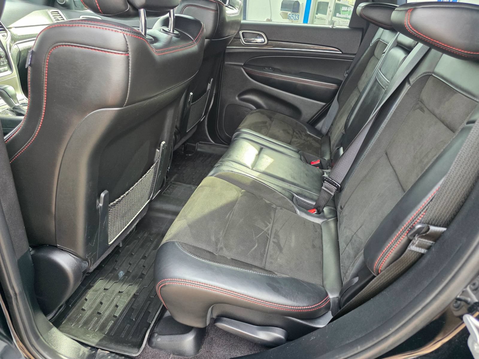 Used 2018 Jeep Grand Cherokee Trailhawk AWD/4WD image 10