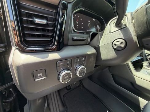 New 2026 GMC Sierra 1500 AT4 AWD/4WD image 17