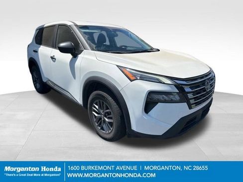 Used 2024 Nissan Rogue S AWD/4WD image 1