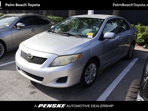 Used 2010 Toyota Corolla XLE FWD image 1