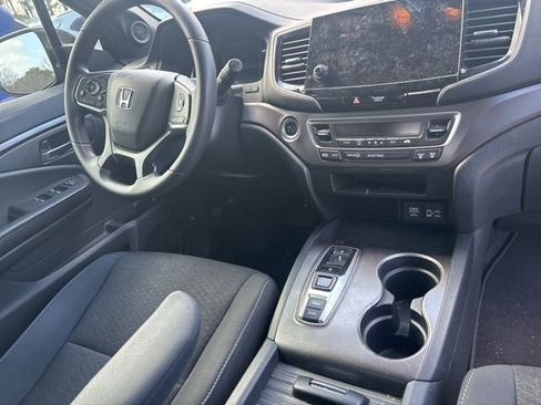 Used 2021 Honda Passport Sport image 11