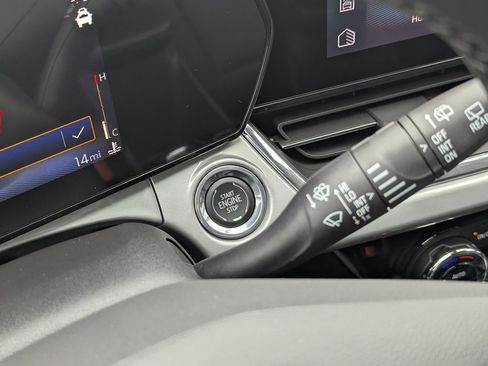 New 2026 Chevrolet Trax LT w/ LT Convenience Package image 20