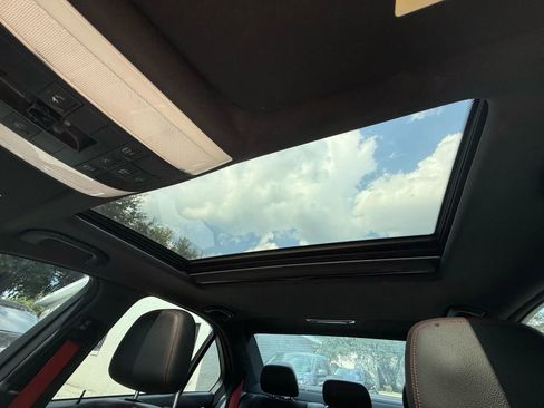 Used 2014 Mercedes-Benz C 250 Sedan image 15