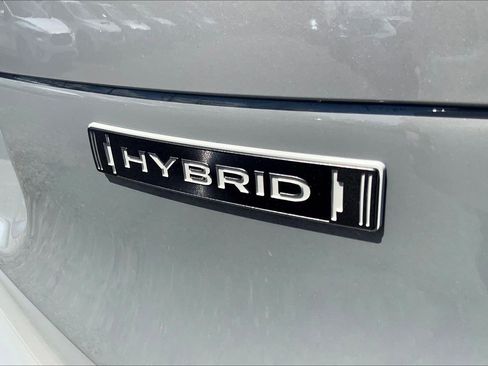 Certified 2025 Subaru Forester Limited AWD/4WD image 11
