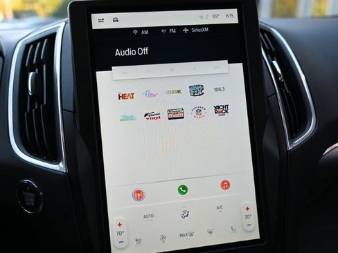 Used 2024 Ford Edge Titanium image 27