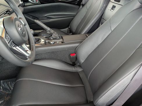 New 2026 MAZDA MX-5 Miata Grand Touring w/ Appearance Package RWD image 12