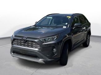Used 2019 Toyota RAV4 Limited w/ Cold Weather Package FWD video 2